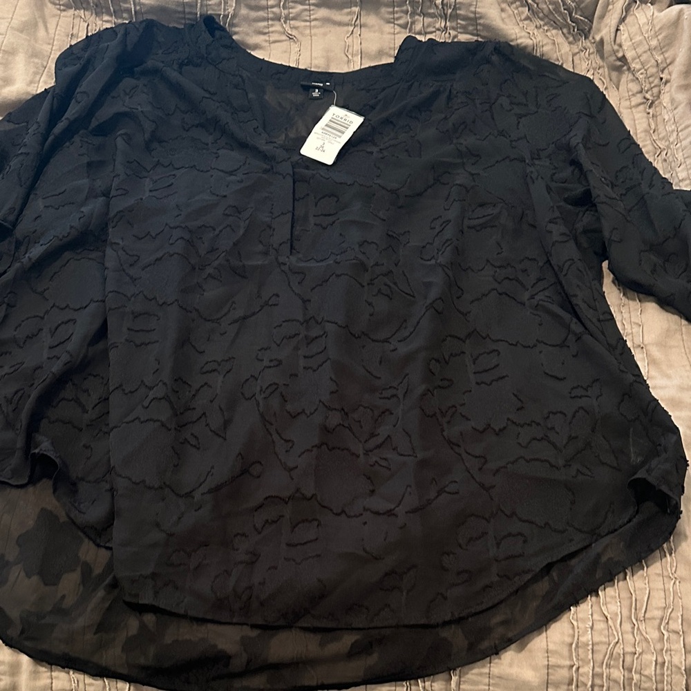 Torrid Black Floral Lace Blouse size 3 NWT